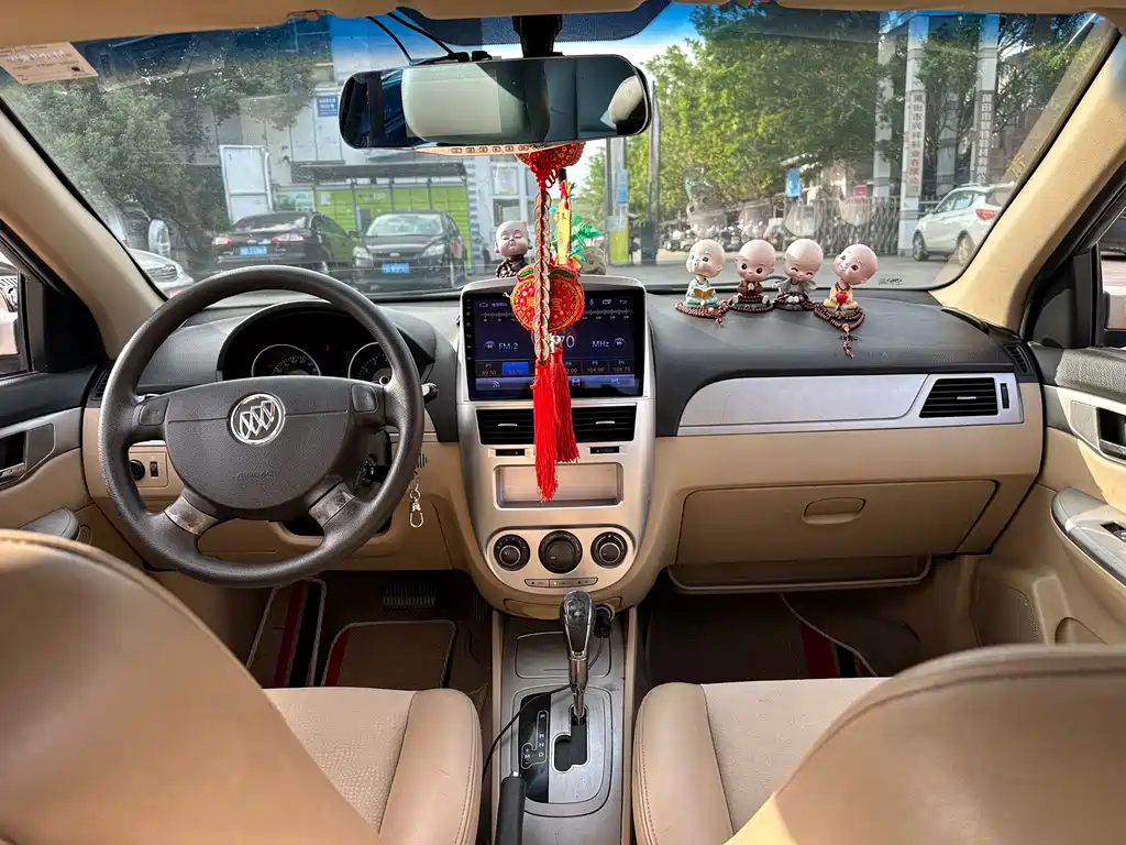 Buick Excelle — миниатюра 10