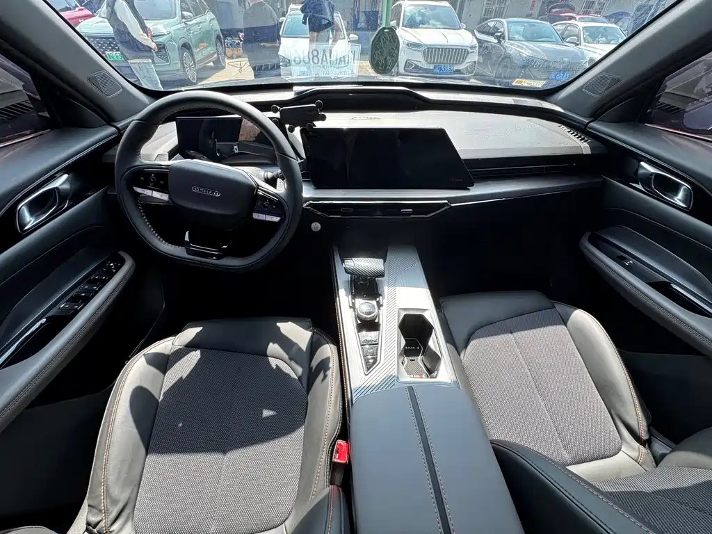 CHANGAN CHANGAN AUCHAN Z6