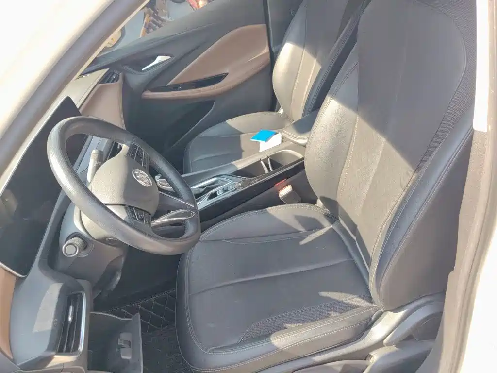 Buick Verano — миниатюра 8