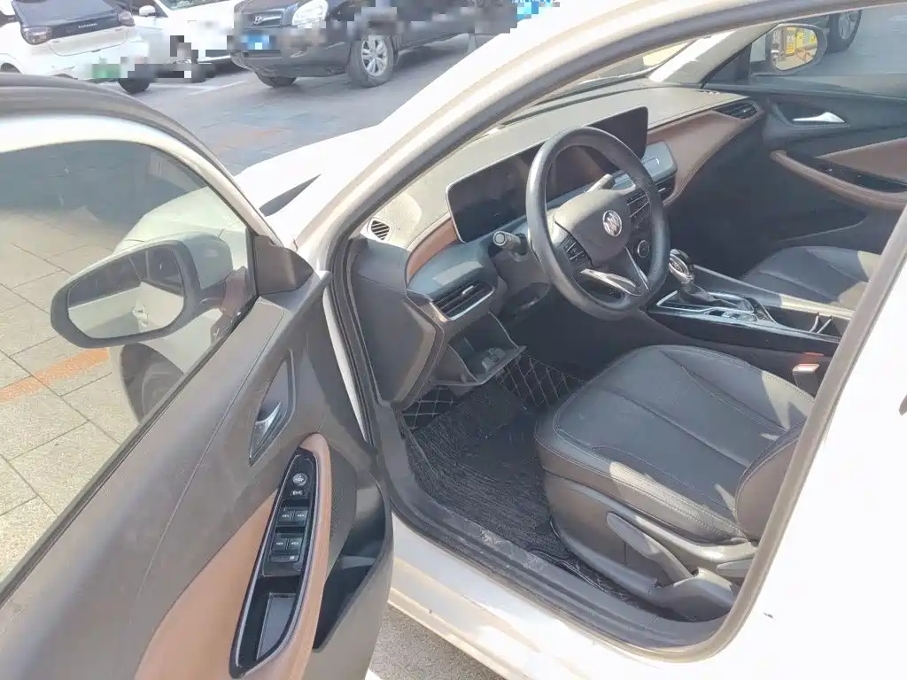 Buick Verano — миниатюра 14