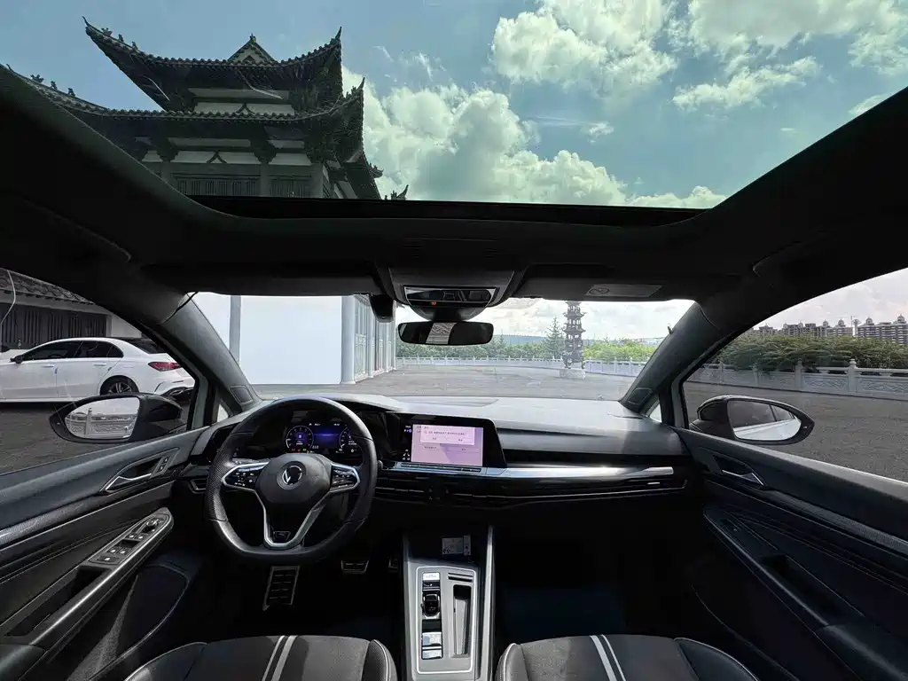 Volkswagen Golf — миниатюра 17