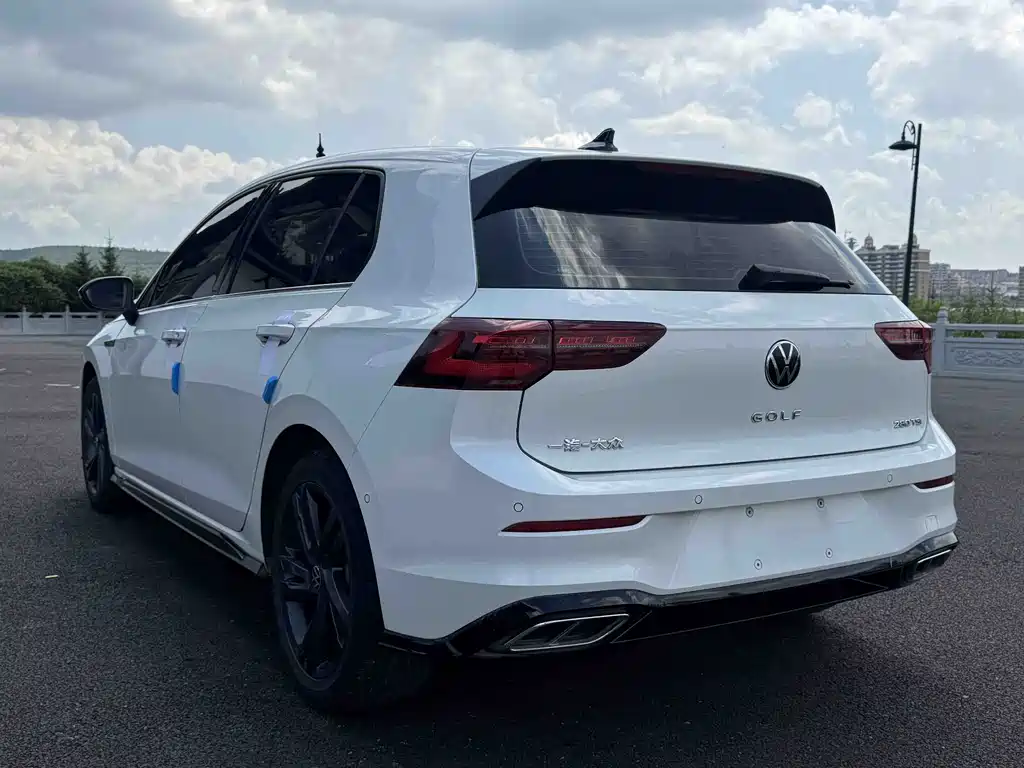 Volkswagen Golf — миниатюра 4