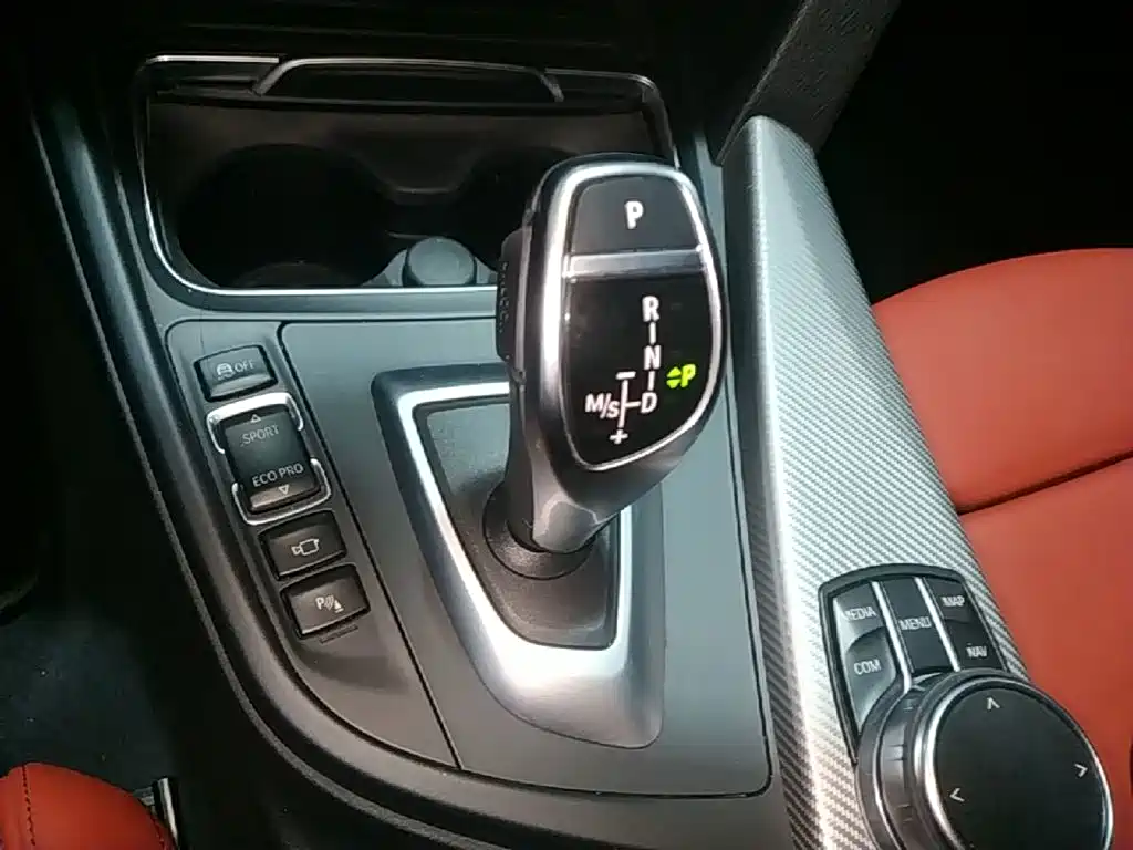 BMW 3 Series — миниатюра 14