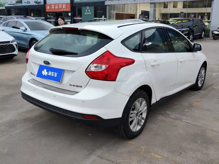 Ford Focus — миниатюра 3