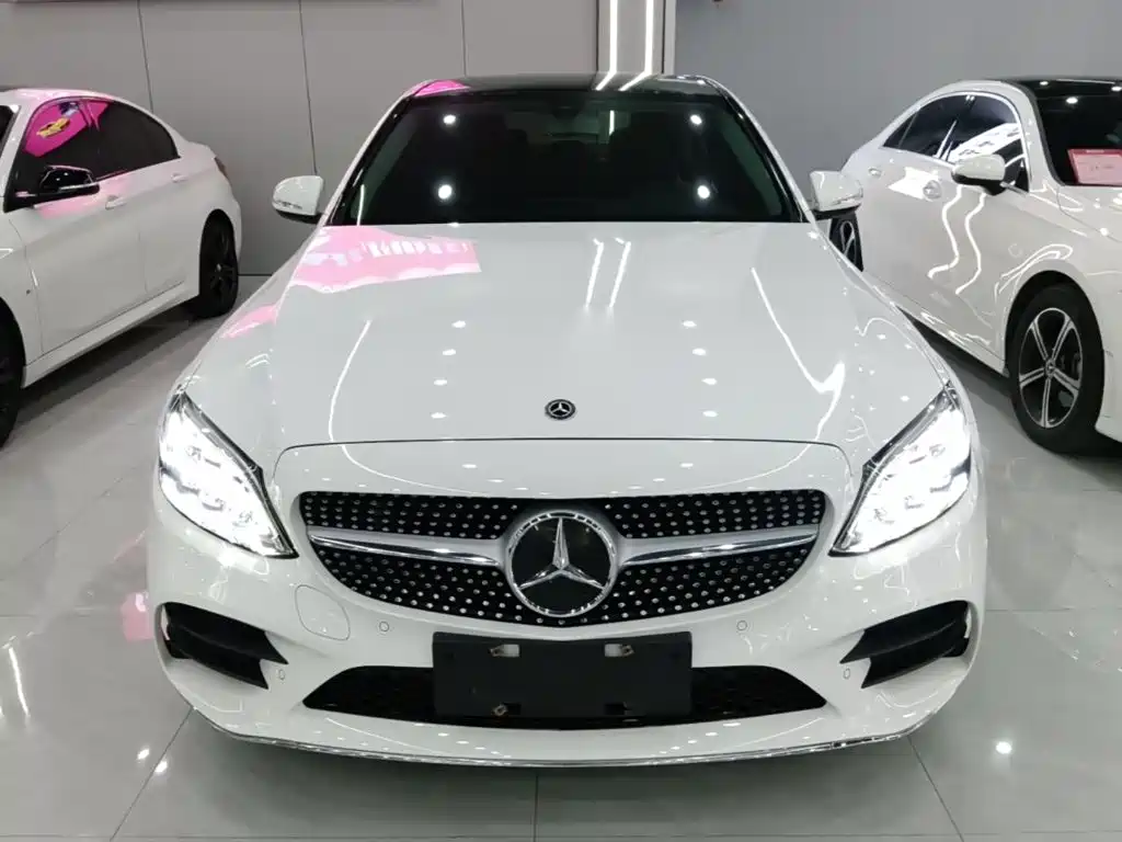 Mercedes-Benz C-Class — миниатюра 3