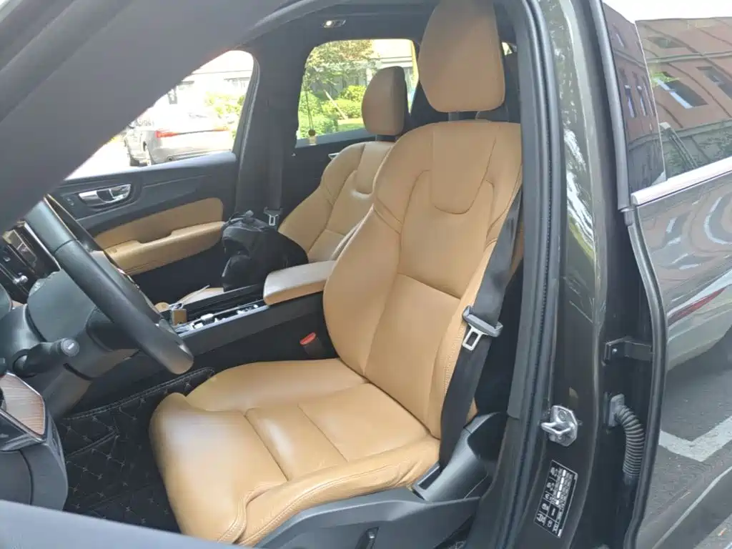 Volvo XC60 — миниатюра 15