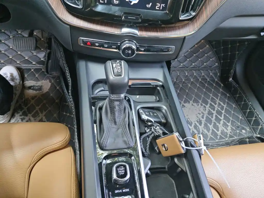 Volvo XC60 — миниатюра 14