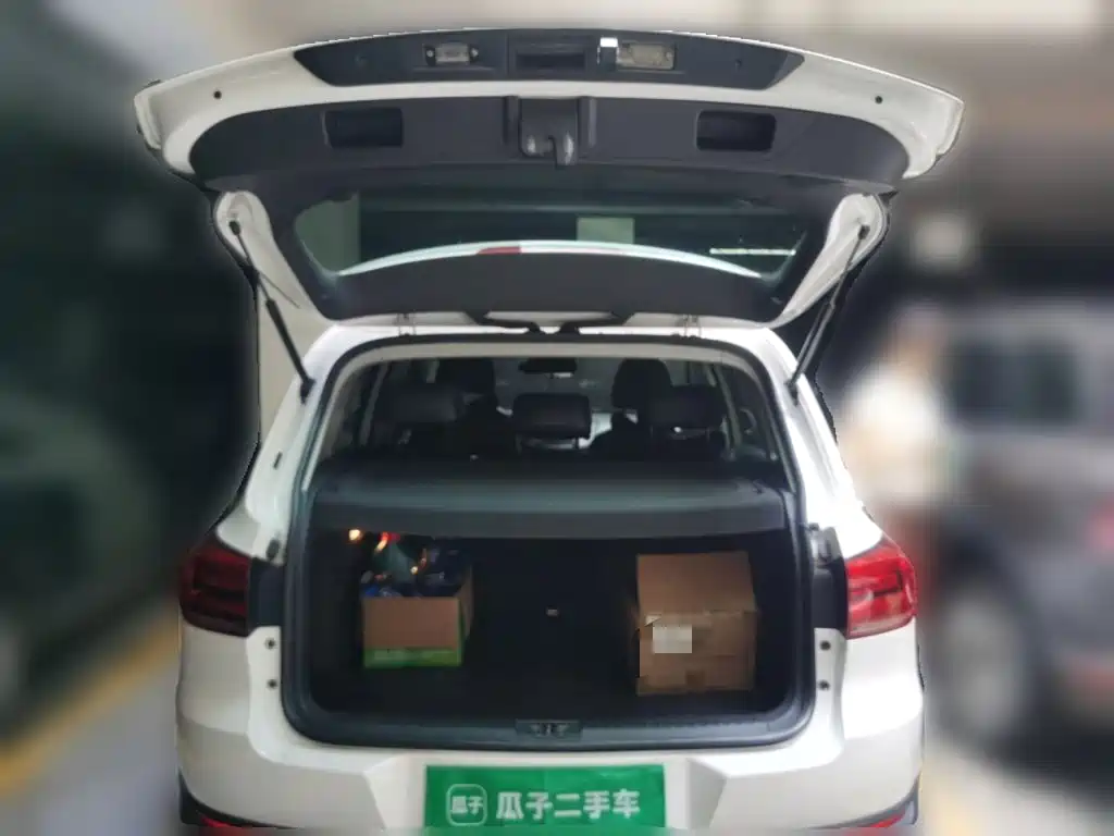 Volkswagen Tiguan — миниатюра 15