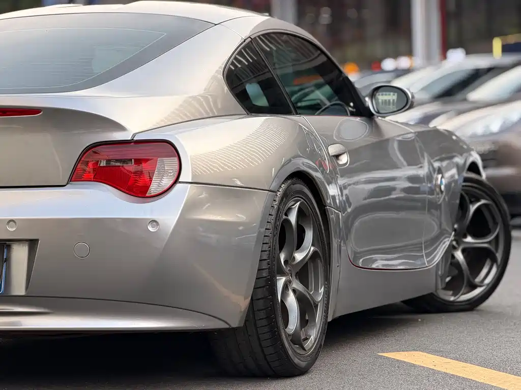 BMW Z4 — миниатюра 14