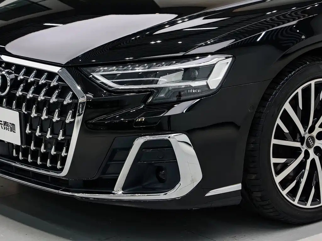 Audi A8 — миниатюра 8