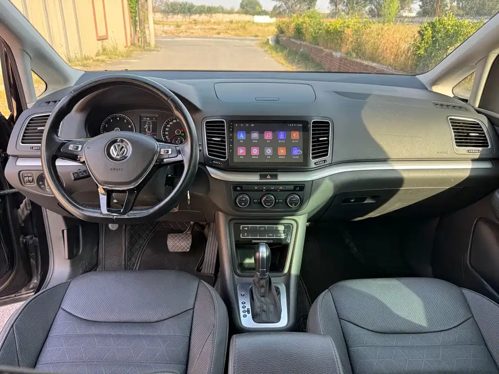 Volkswagen Sharan — миниатюра 9