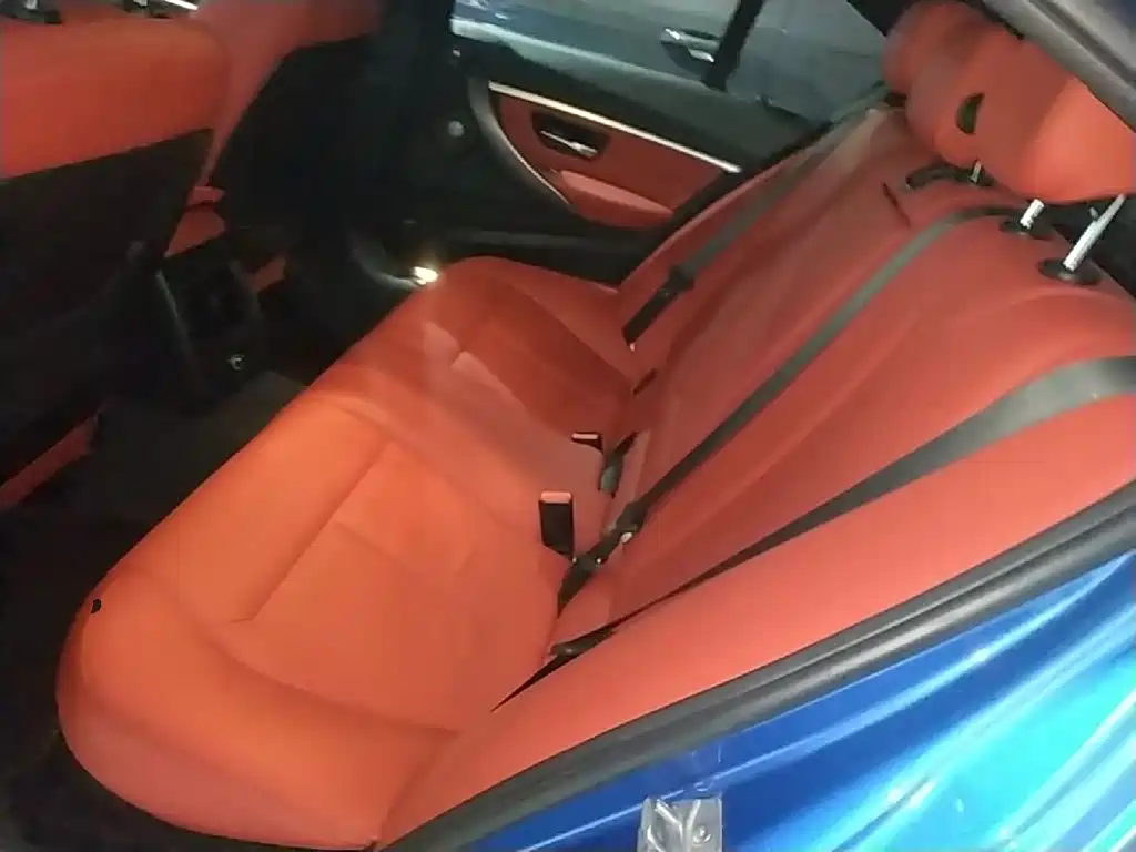 BMW 3 Series — миниатюра 17