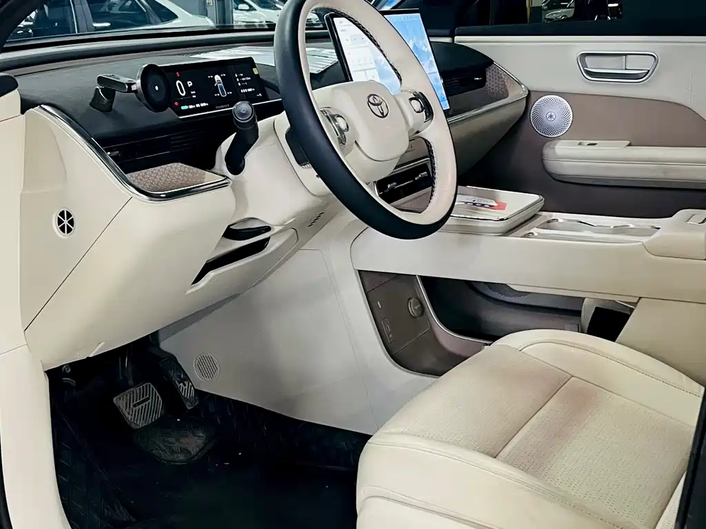 Toyota bZ3X — миниатюра 4