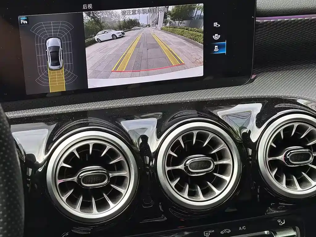 Mercedes-Benz A-Class — миниатюра 17