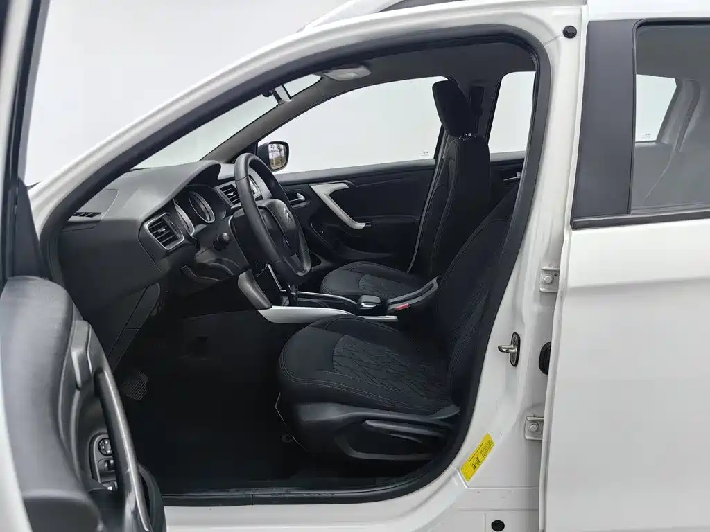 Citroen C3-XR — миниатюра 10