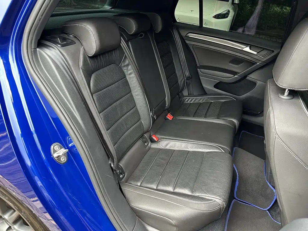 Volkswagen Golf (Import) — миниатюра 43
