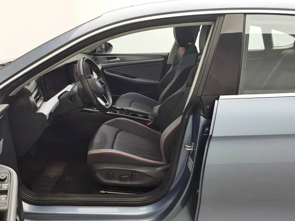 Volkswagen Lamando — миниатюра 10