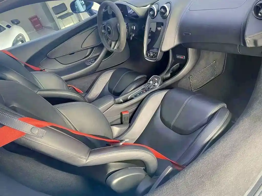 McLaren 570 — миниатюра 6