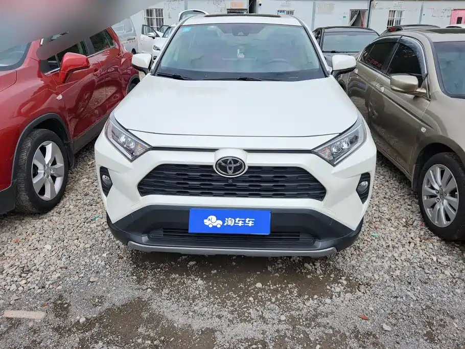 Toyota RAV4 — миниатюра 2