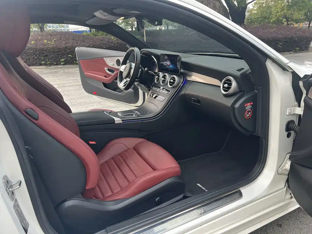 Mercedes-Benz C-Class (Import) — миниатюра 17