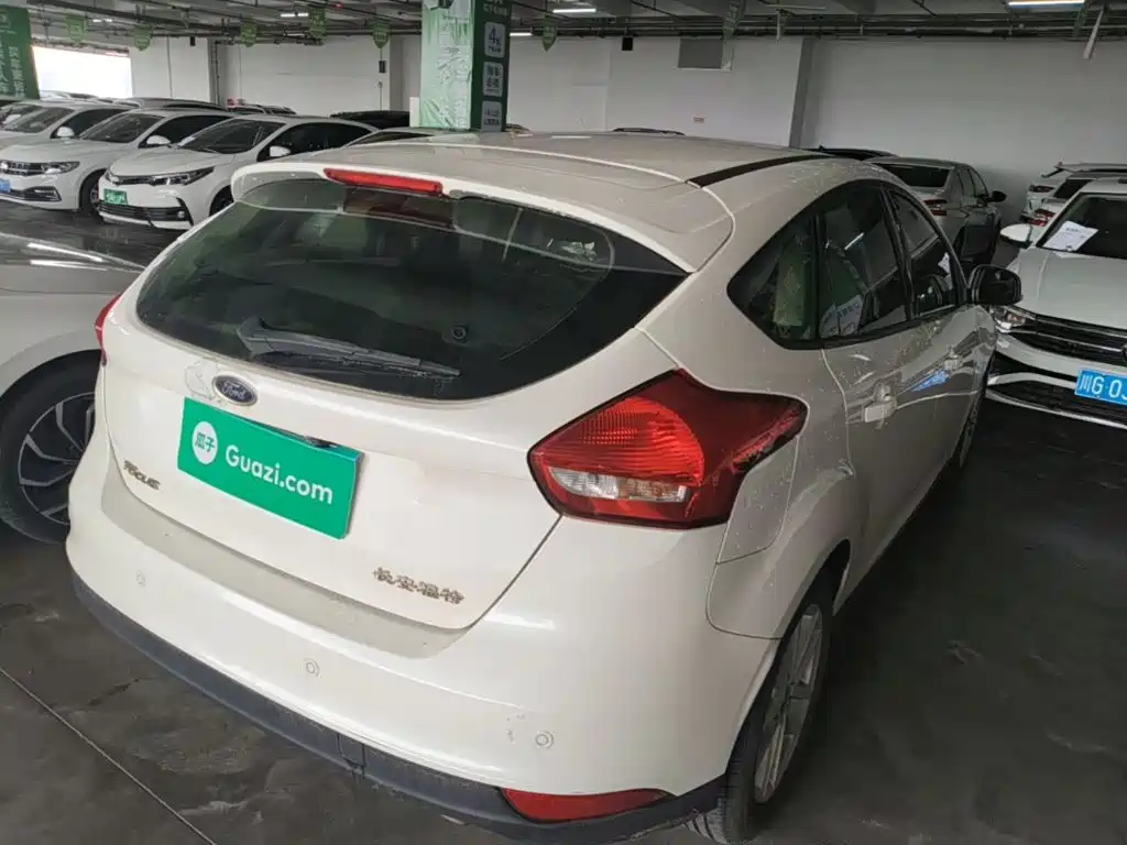 Ford Focus — миниатюра 7