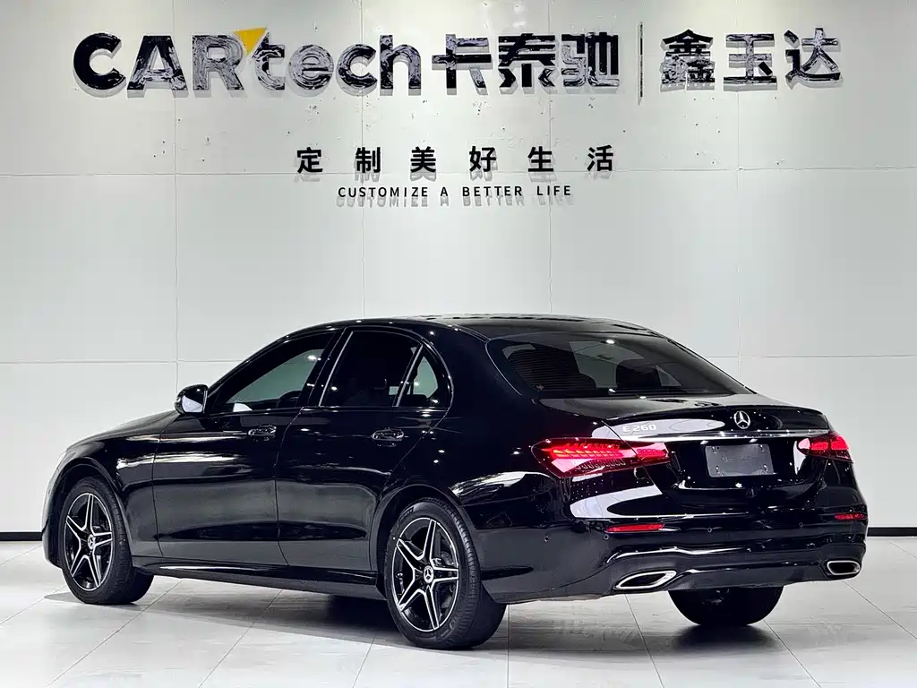 MERCEDES-BENZ E CLASS