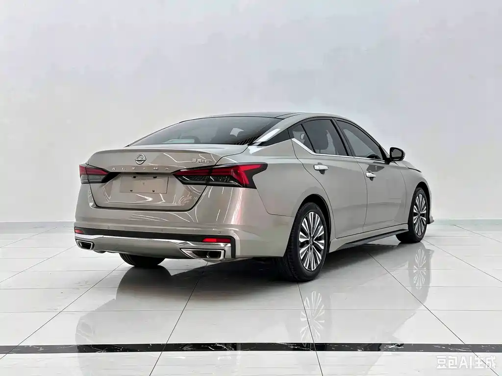 Nissan Teana — миниатюра 4