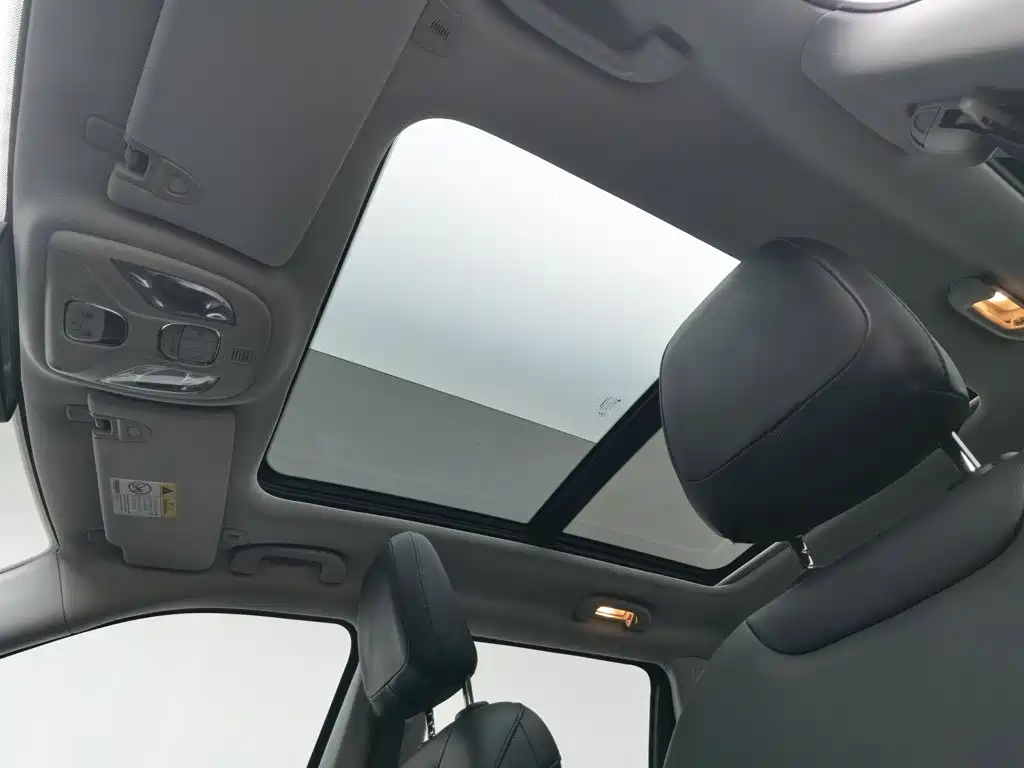 Jeep Compass — миниатюра 14