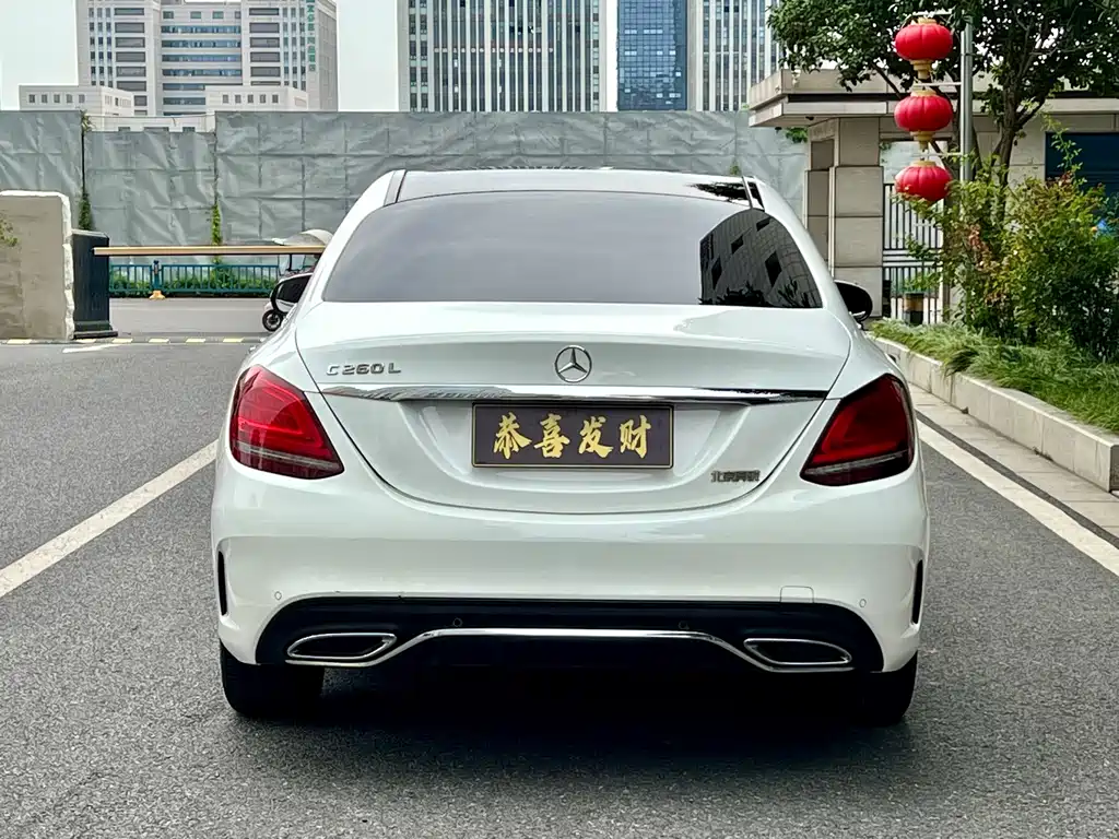 Mercedes-Benz C-Class — миниатюра 8