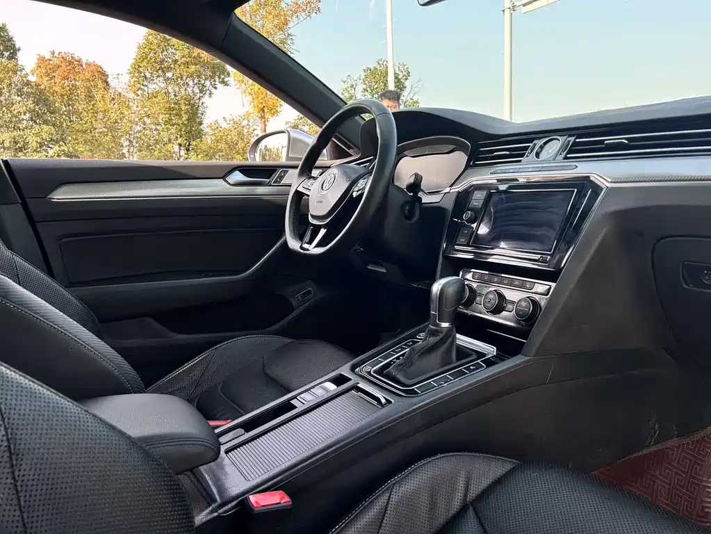 Volkswagen CC — миниатюра 8