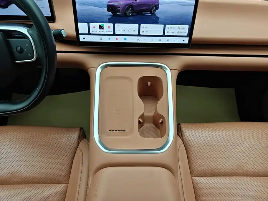 Leapmotor Leapmotor C16 — миниатюра 16