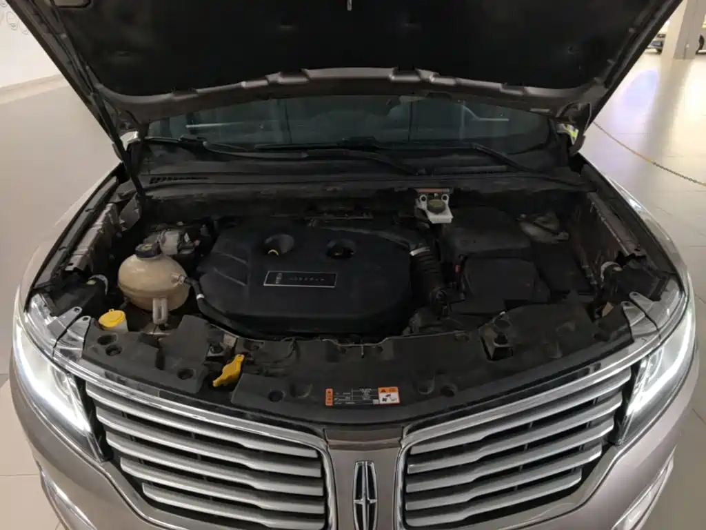 Lincoln MKC — миниатюра 20