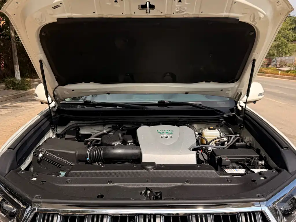 Toyota Prado — миниатюра 18