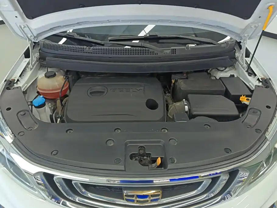 Geely Vision X3 — миниатюра 10