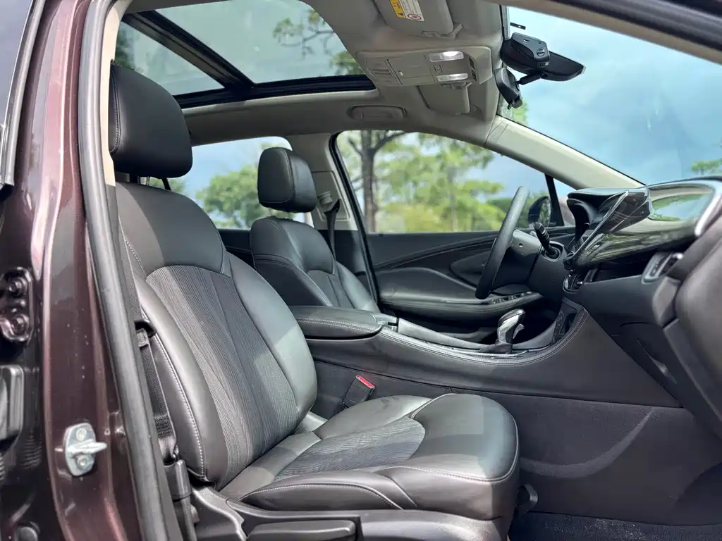 Buick Envision Plus — миниатюра 15