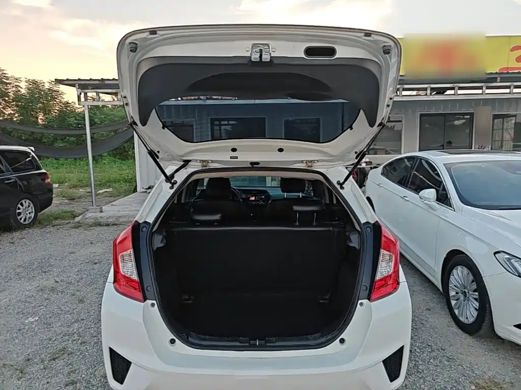Honda Fit — миниатюра 19