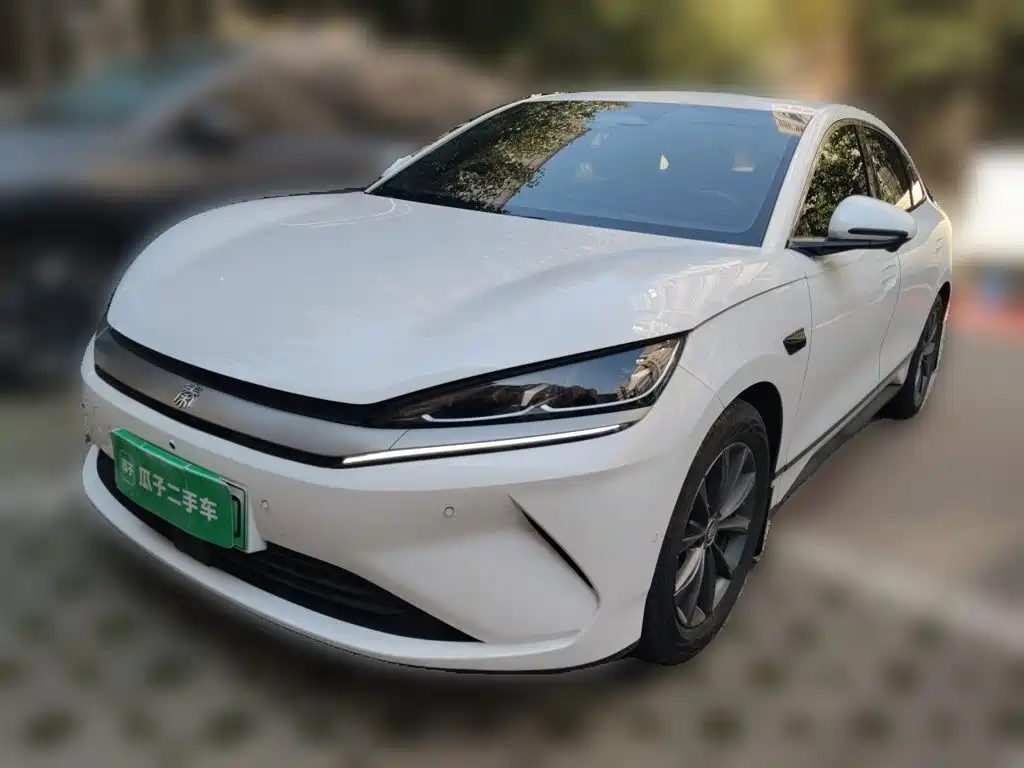 BYD Qin L