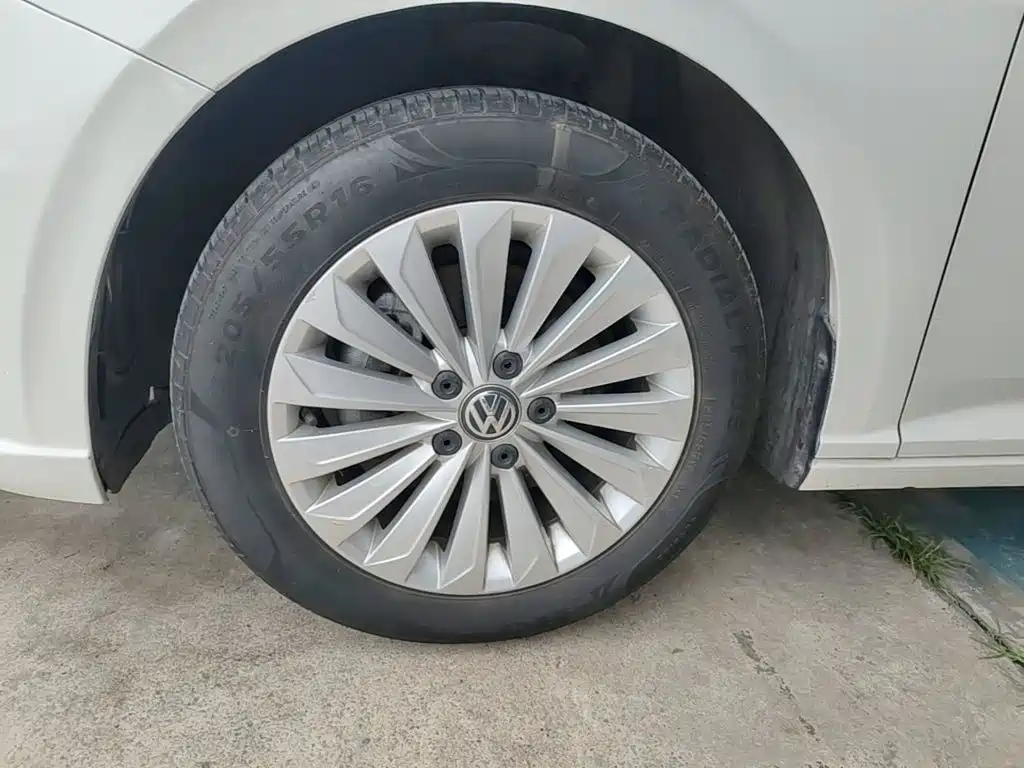 Volkswagen Lavida — миниатюра 23