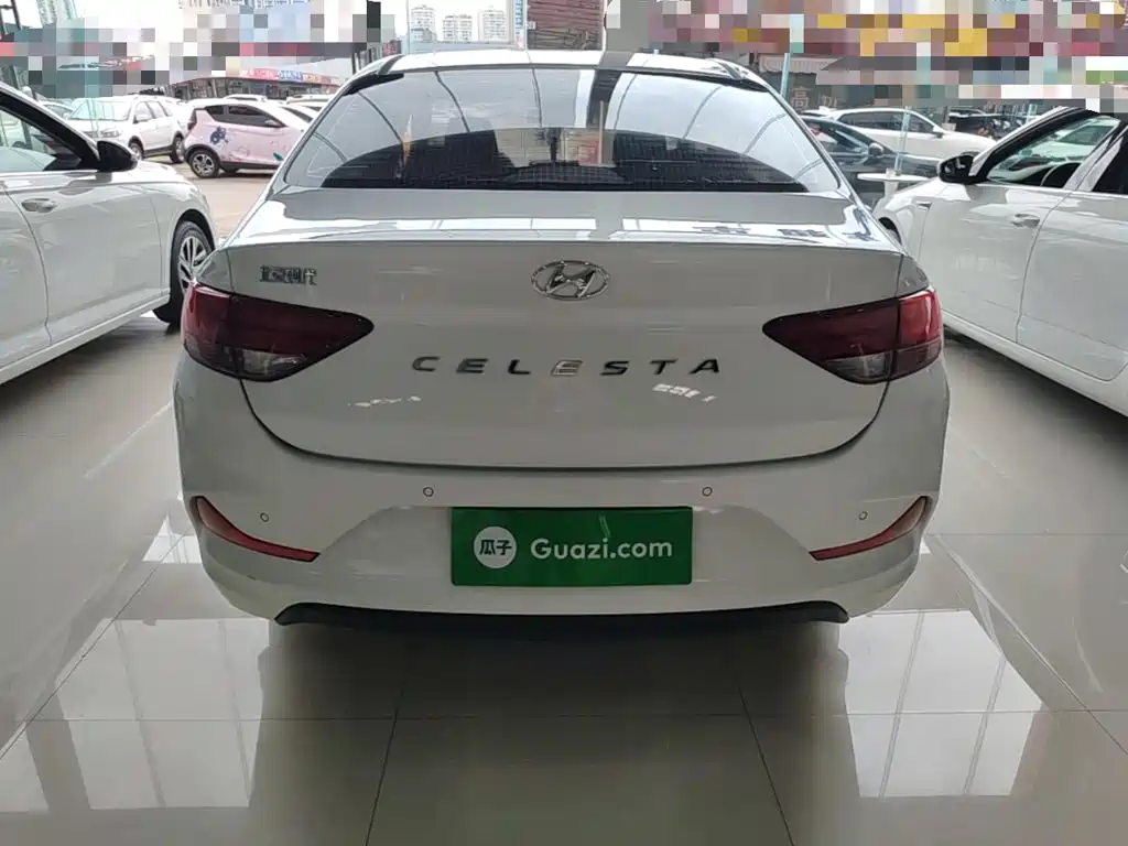 Hyundai Elantra — миниатюра 6