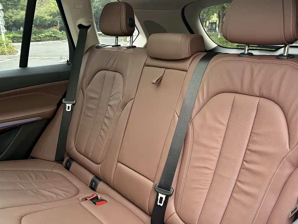 BMW X5 (Import) — миниатюра 14