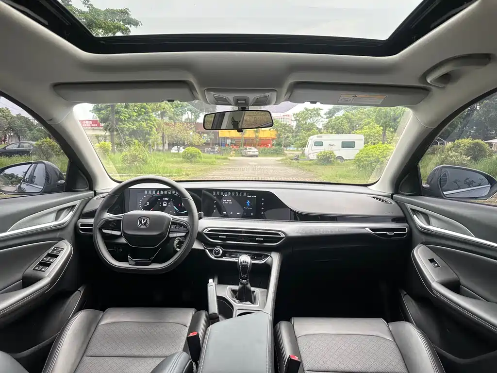 Changan Eado — миниатюра 8