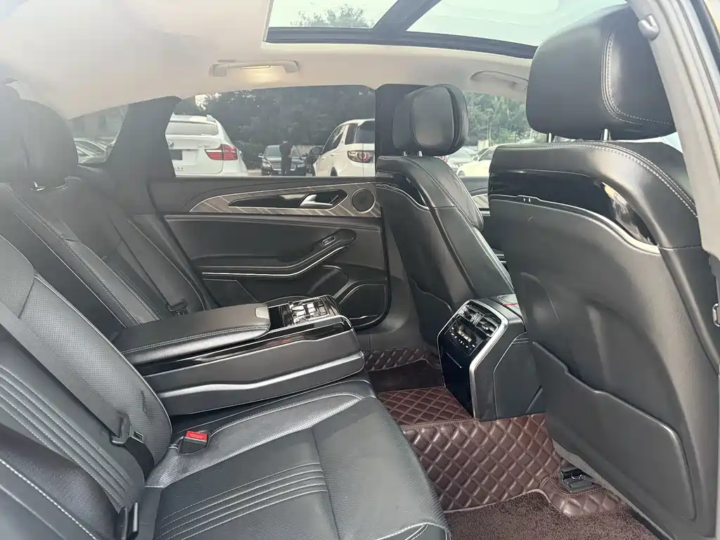 Hongqi Hongqi H9 — миниатюра 6