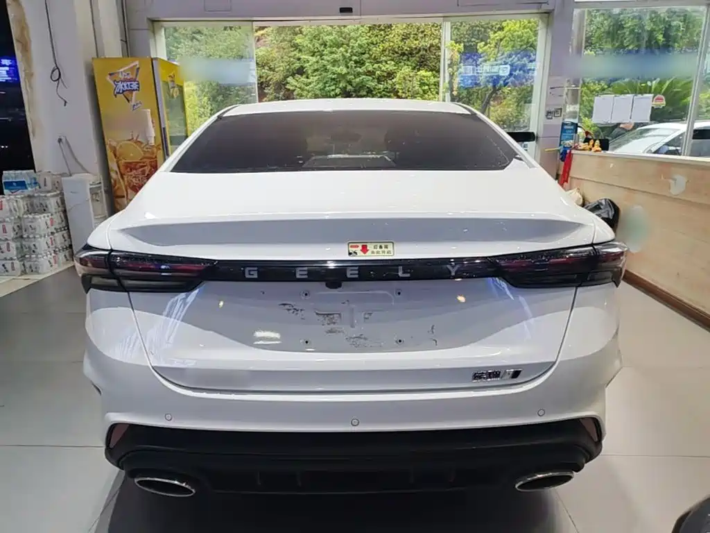 Geely Binrui — миниатюра 6