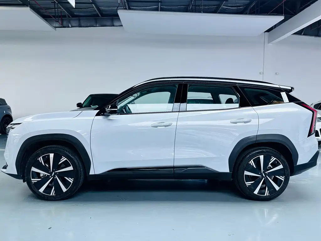 GEELY AUTOMOBILE BOYUE L