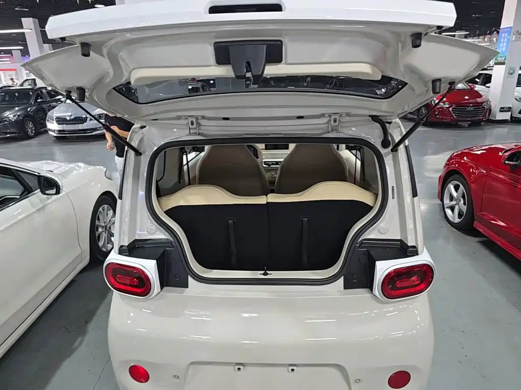 Wuling MINIEV — миниатюра 19