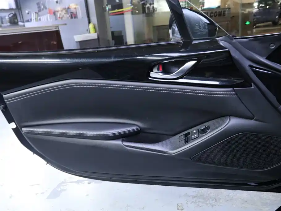 Mazda MX-5 — миниатюра 14
