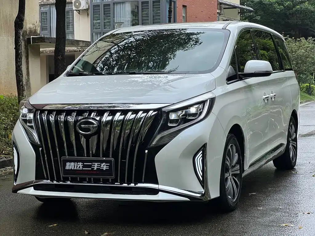 GAC M8