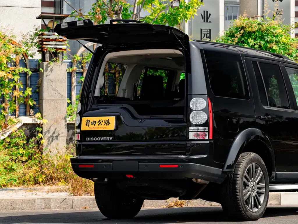 Land Rover Discovery — миниатюра 10