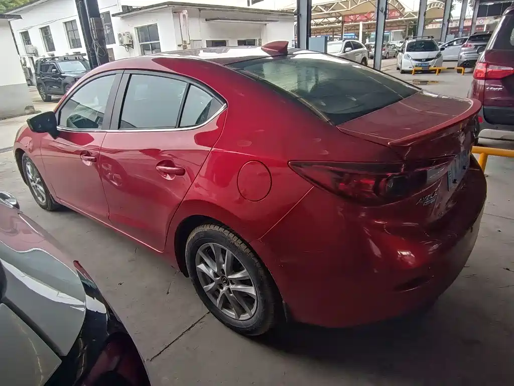 MAZDA 3 ANGKESAILA