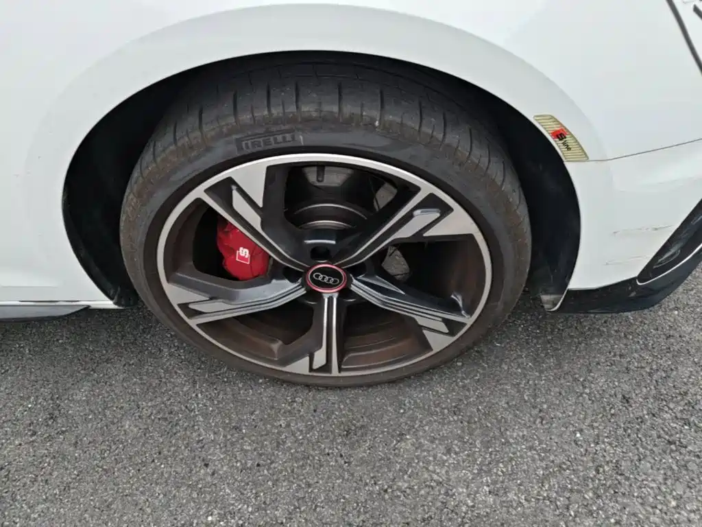 Audi A4L — миниатюра 12